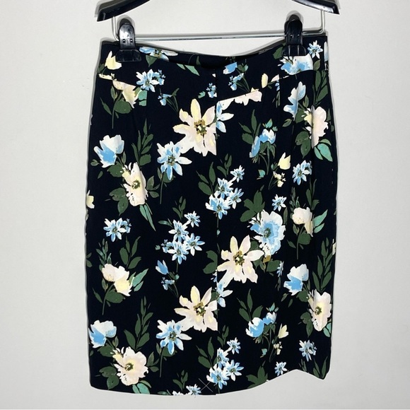 ANN TAYLOR | NWT | Floral Print Midi Skirt - Picture 3 of 15